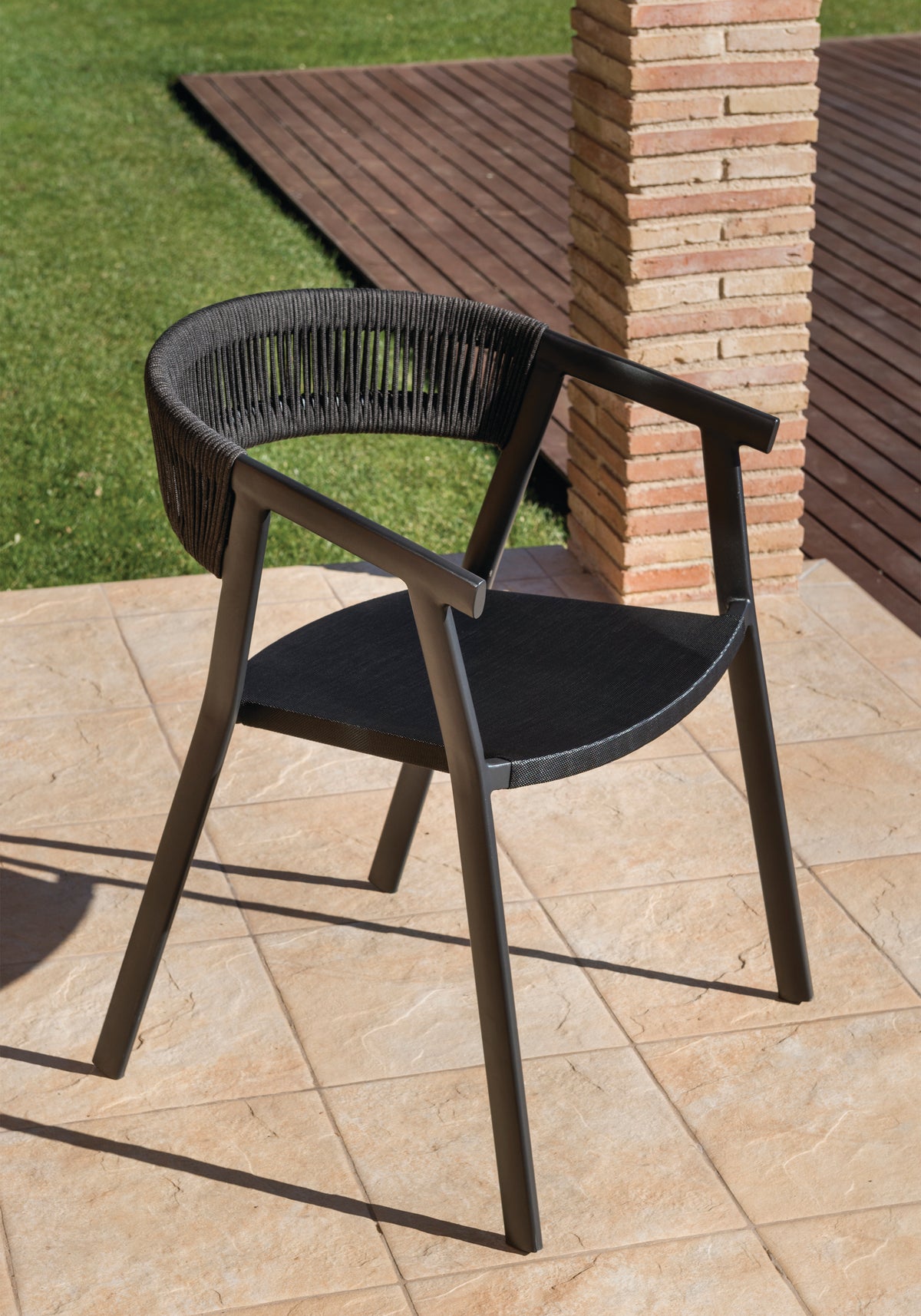 Garden dining armchair in aluminum and black rope (set of 2) - LARA
