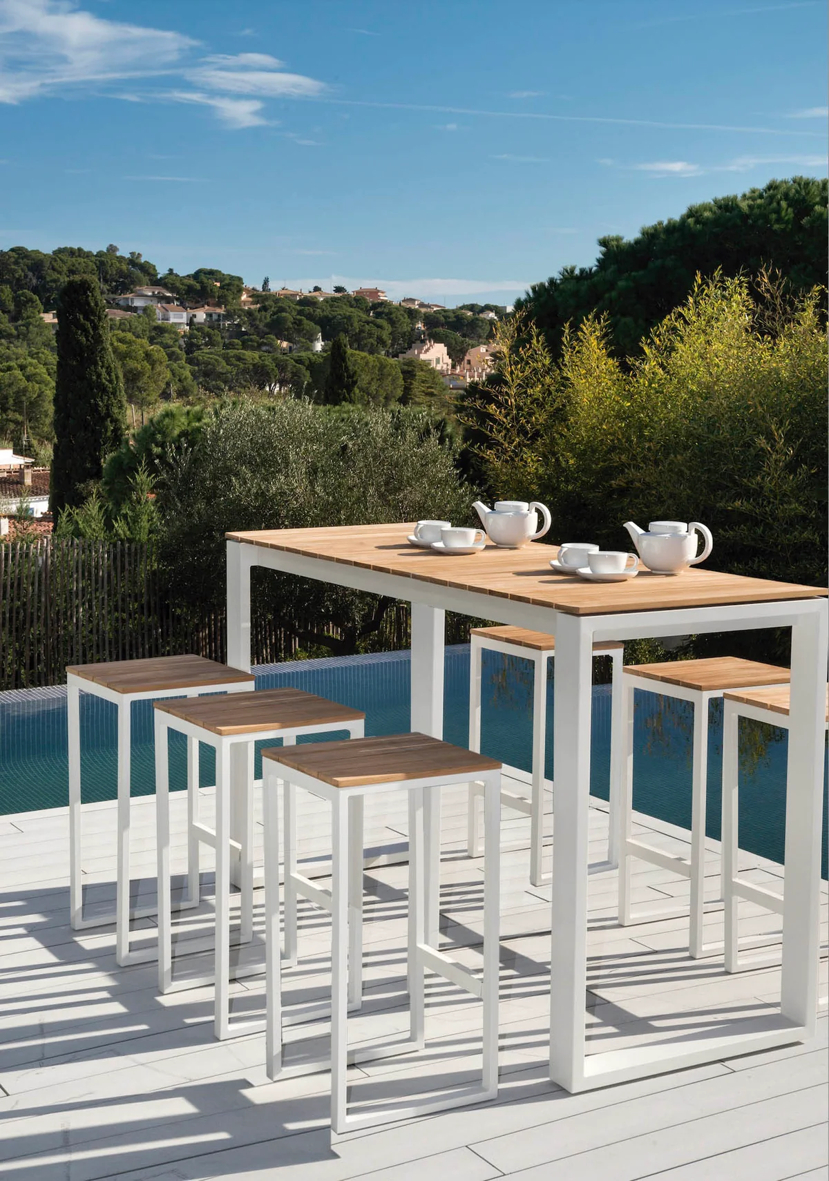 High-end aluminum and teak wood garden bar - COMO BAR