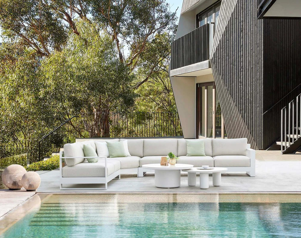 High-end modular designer aluminum garden furniture - IRIS COZY