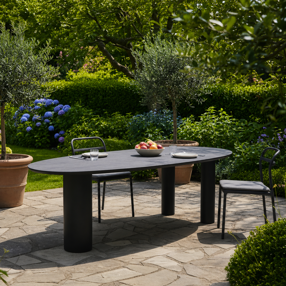 High-end outdoor dining table in aluminum - with ceramic top - AMBER