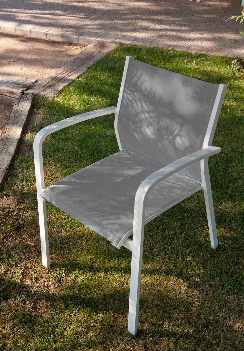 Stackable aluminum armchair - NORY WHITE (set of 6)