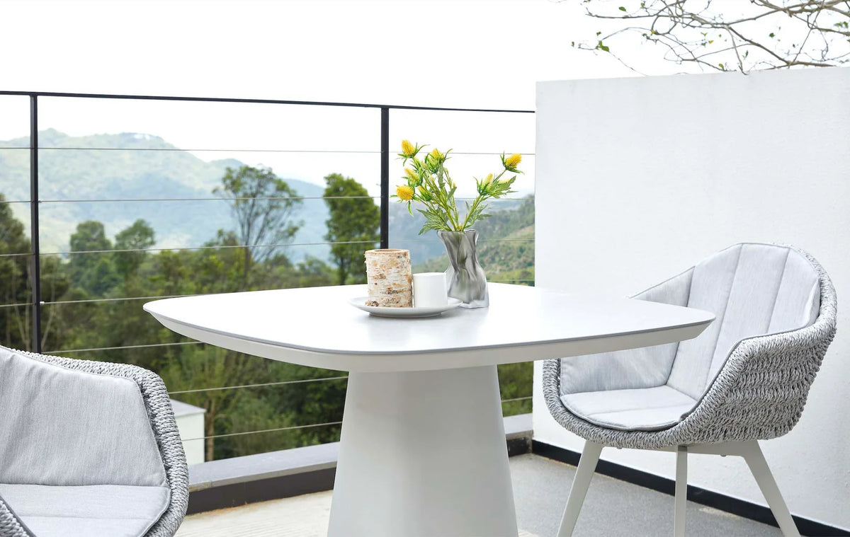 Square high-end restaurant dining table in aluminum - with ceramic top - MILO