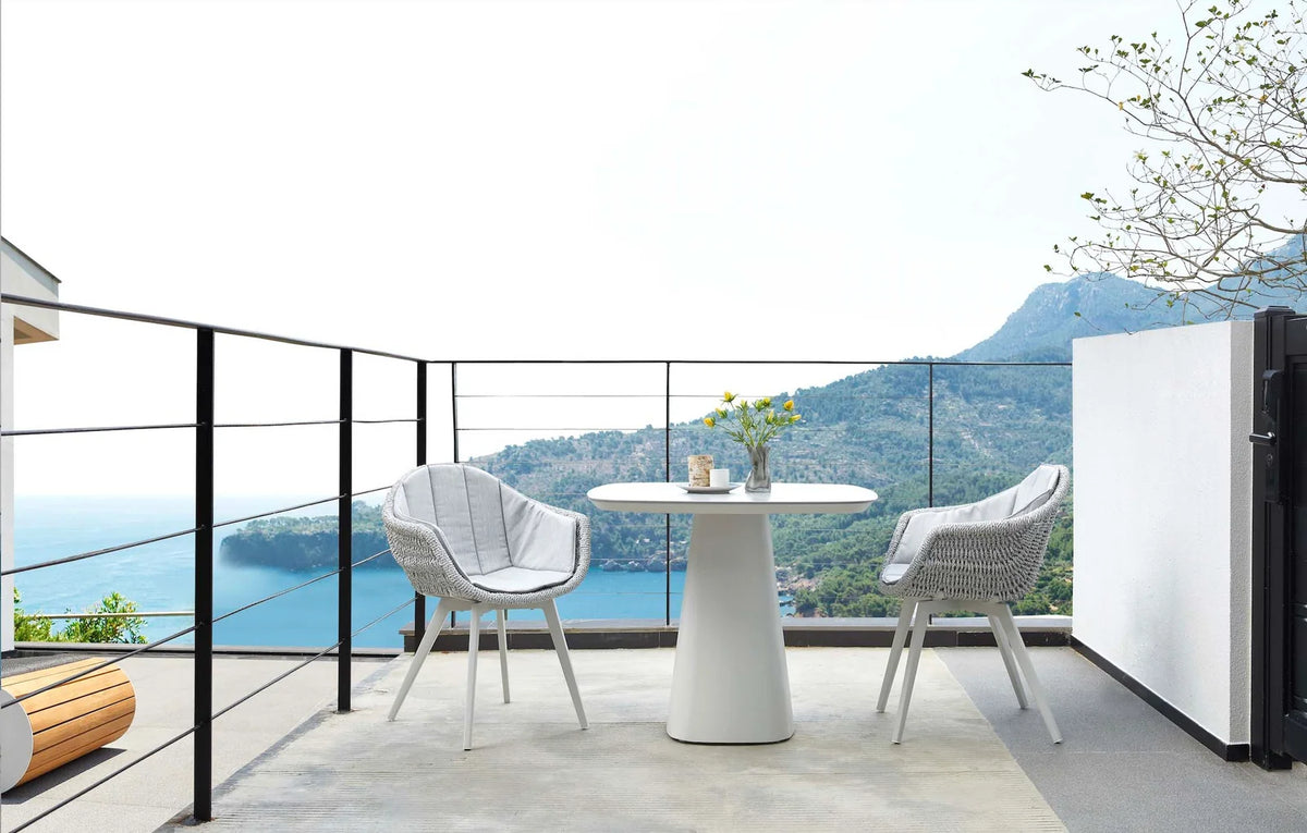 Square high-end restaurant dining table in aluminum - with ceramic top - MILO