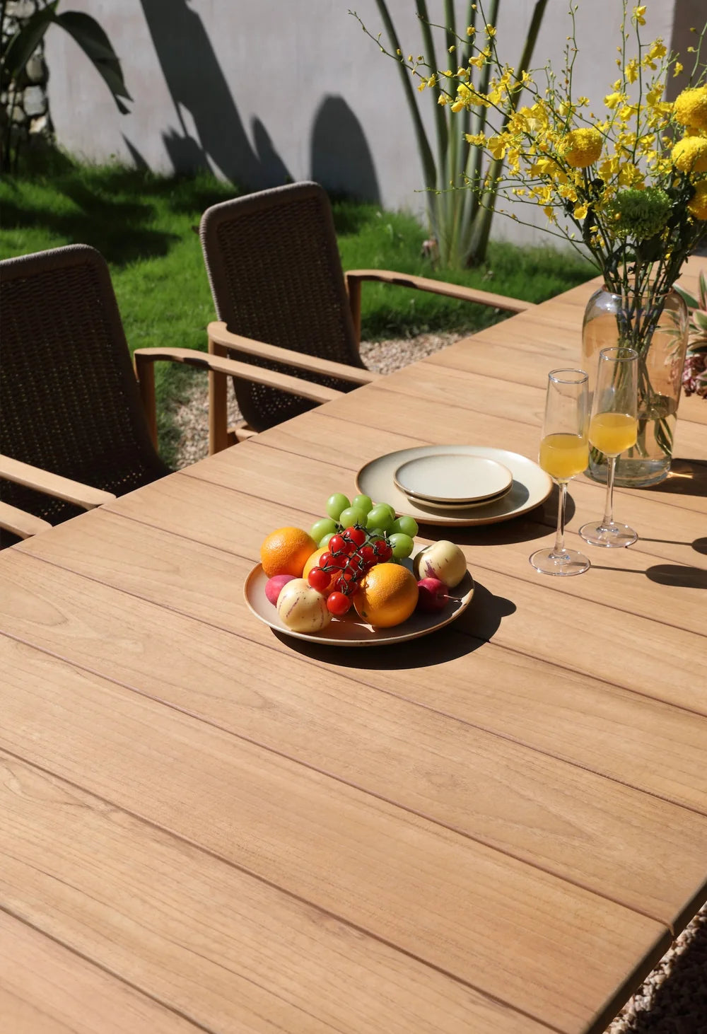 High-end dining table in solid teak - PAULA